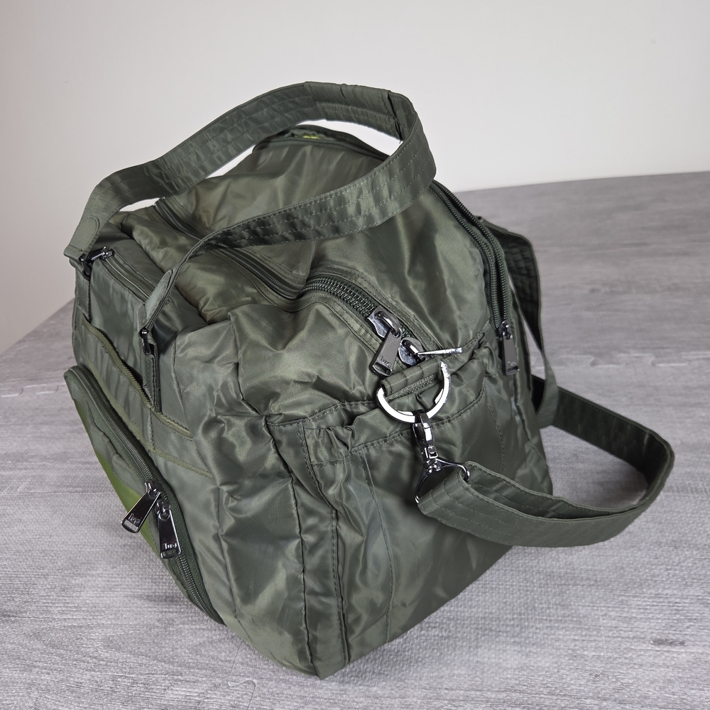Lug Olive Green Quilted Travel Duffel Bag - Picture 3 of 6